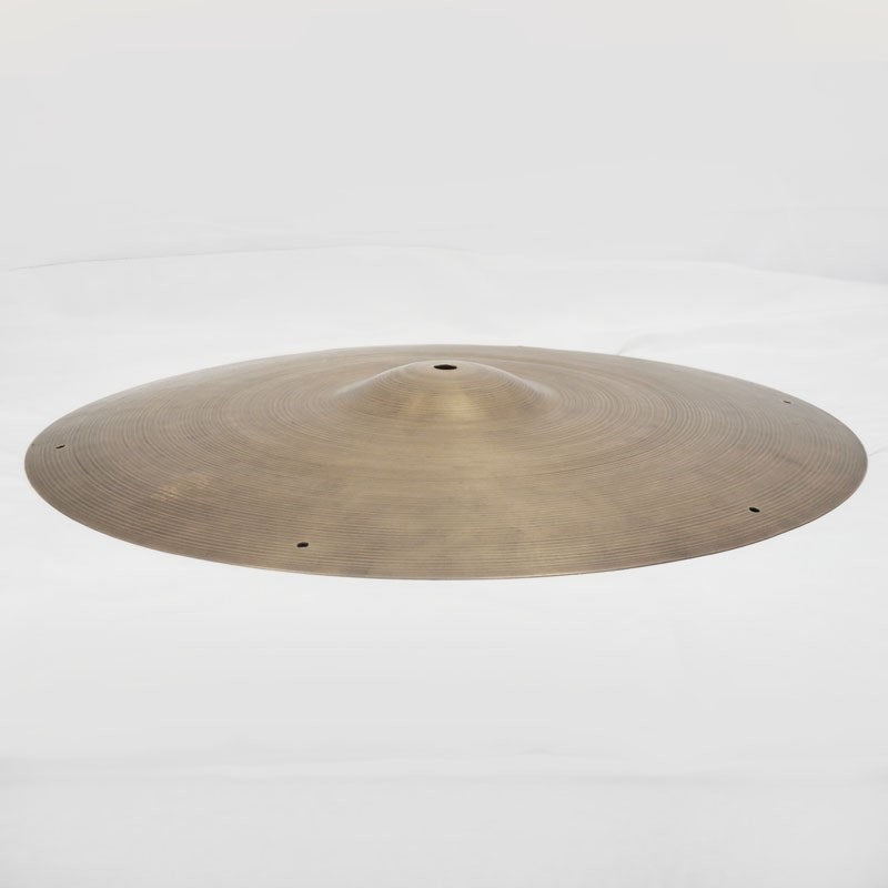 [Vintage]_60s_A_Zildjian_Crash_18_[1546g]__Rivet_holes_included_03