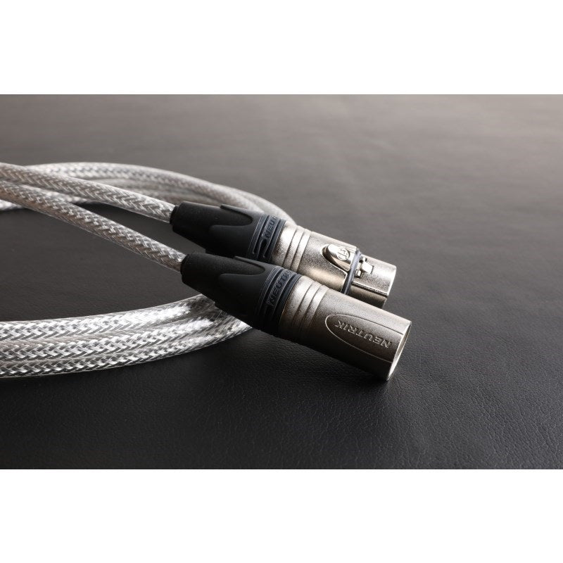 Vital_Audio_VAB-N_0_5m_3MX_3FX_(VBN-0_5MF)_(XLR_male_to_XLR_female)_02