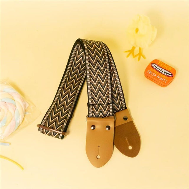WW_Guitar_Strap_Brown_01