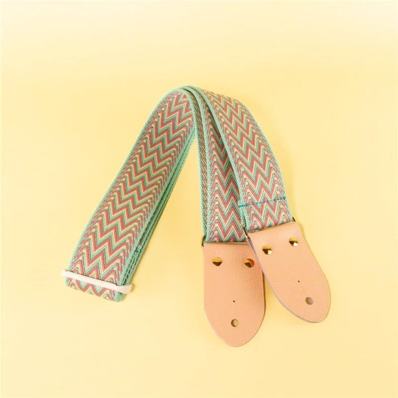 WW_Guitar_Strap，_Light_Blue_02