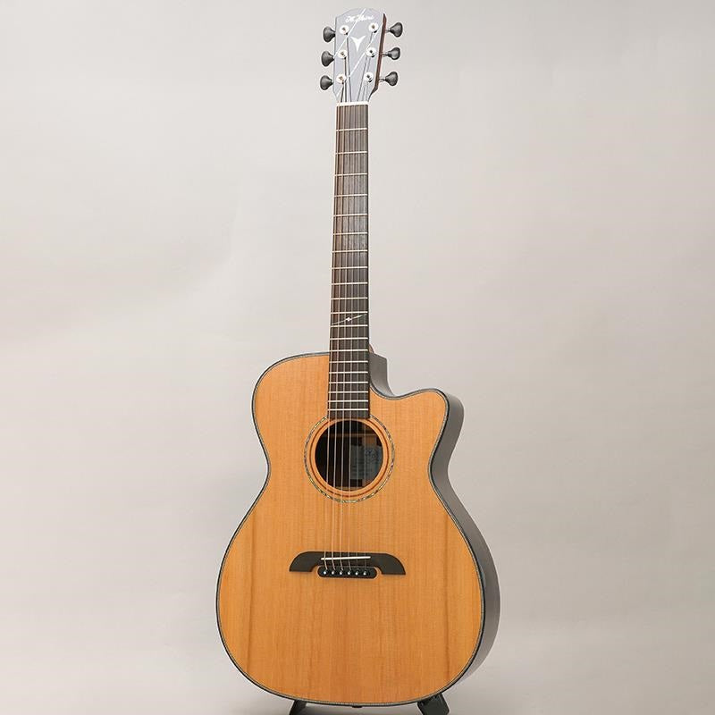 WY-1_CTM_Cedar___Indian_Rosewood_[Heartman_Guitars_Original_Order_Model]_03