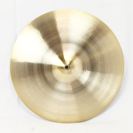 Zildjian_400th_Anniversary_Limited_Edition_Vault_Crash_15_[NAZLA40015LE_724g]_02
