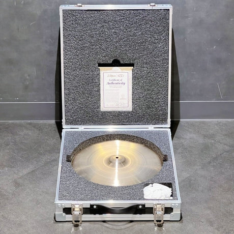 Zildjian_400th_Anniversary_Limited_Edition_Vault_Crash_15_[NAZLA40015LE_760g]_[In-Store_Special_Price]_01