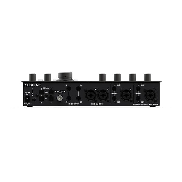 iD44mkII_(Audio_Interface)_with_USB-C_and_Loopback_05