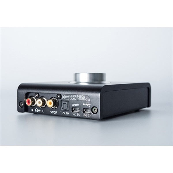 m900_(Studio_Reference_Headphone_Amp___DAC___Preamp)_[Backorder_item]_02